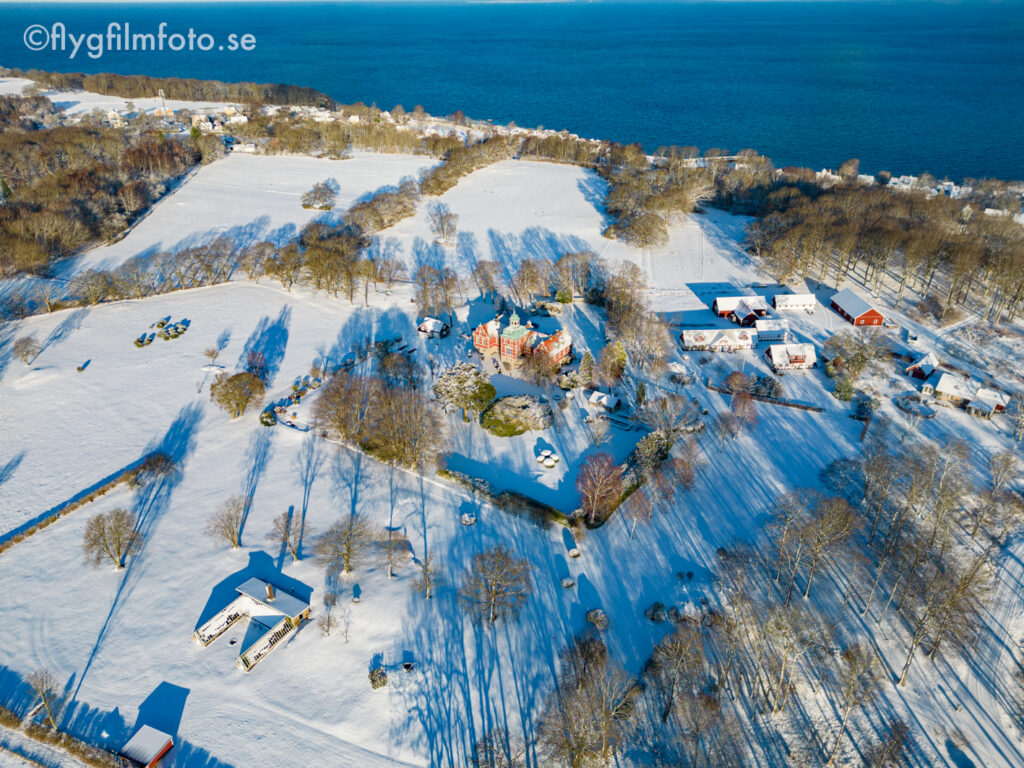 Stubbarps slott i snö